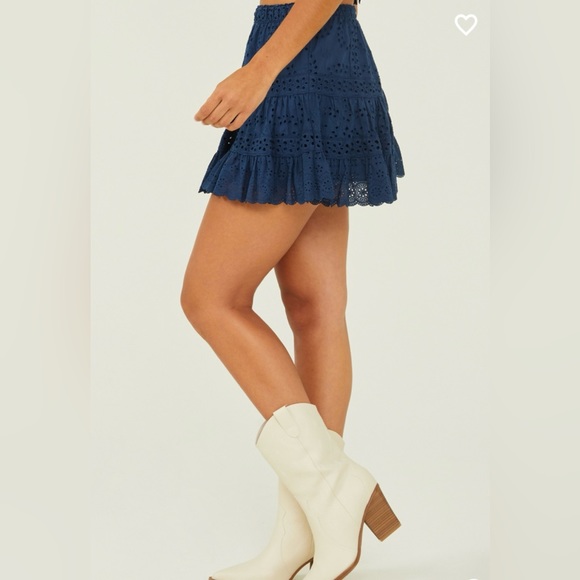 Altar’d State Karleen Eyelet Top and Mini Skirt Set Dress Blues Small NWT - Picture 3 of 7